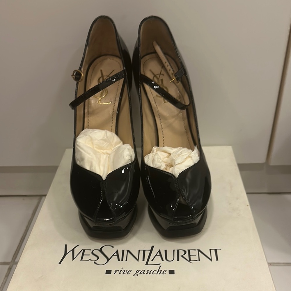 Yves Saint Laurent Black Patent Heels vintage tribute with box and dust bag